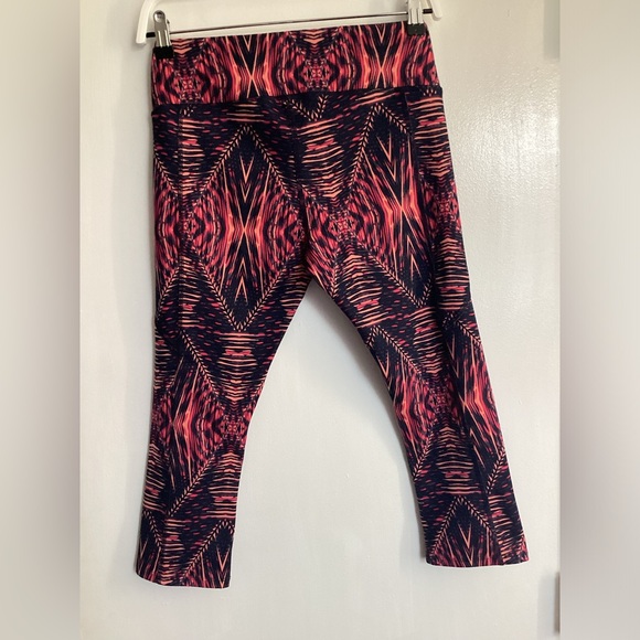 The North Face Colorful Crop Pants/Leggings size S - Picture 2 of 8
